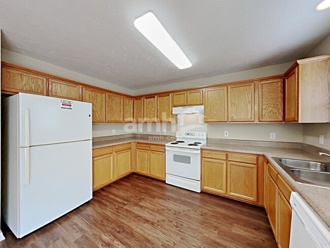 Photo - 2800 Rader Ridge Ct