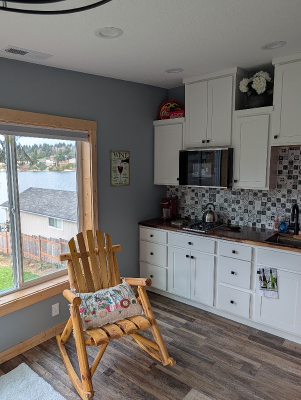 3663 NE East Devils Lake Rd
