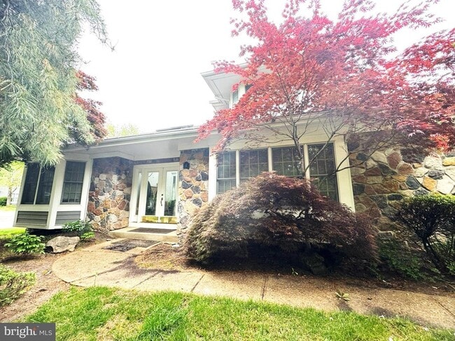 Photo - 1 Crabapple Ct House