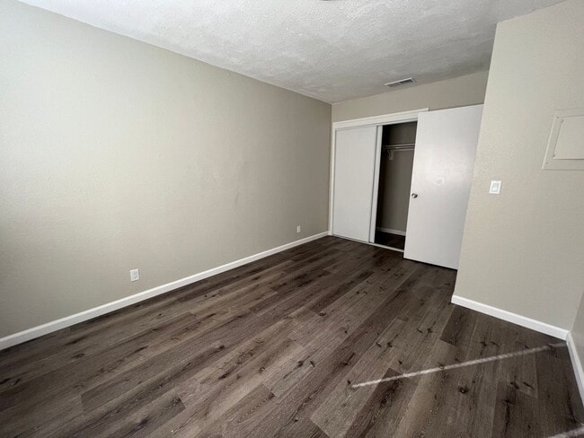 Photo - 513 E Ridgecrest Blvd Unit B
