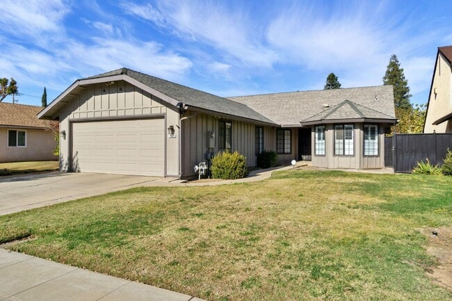 Photo - North Fresno 3/2