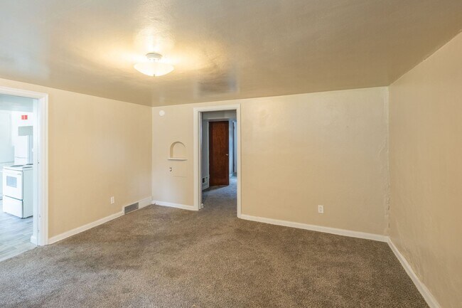 Photo - W347IL Unidad Basement A