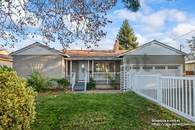 Building Photo - 3848 James Ave