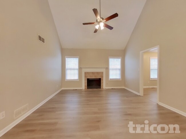7258 Brittany Way