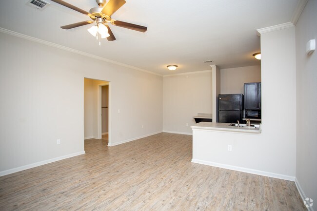A2 2BDx2BA 1072SF - Stallion Pointe Apartments