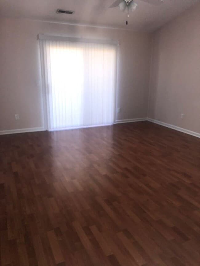 Photo - Q201 Unidad Q201