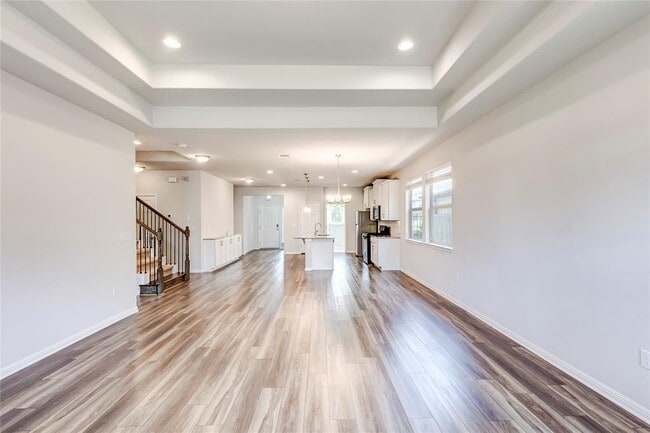 Photo - 425 Arrowhead Vine St