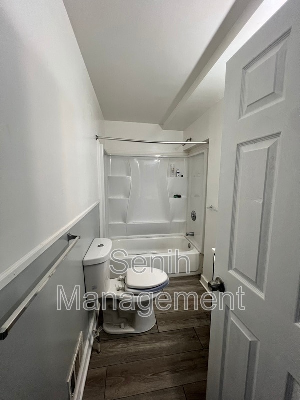 Photo - 7334 Thatcher St