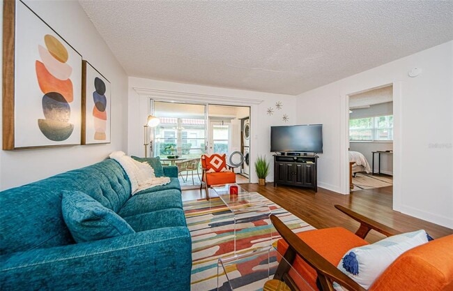 Photo - 601 N Hercules Ave