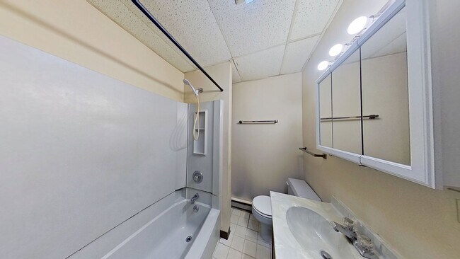 Photo - Private 1 Bedroom Apartment