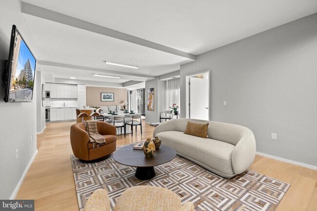 Photo - 920 I St NW Unidad 504-505