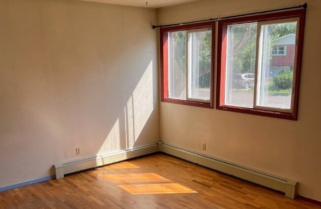 Photo - 927 S Black Ave