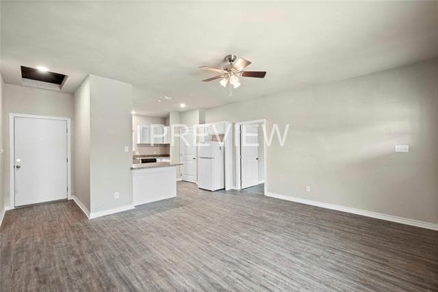 2877 Conveyor Dr