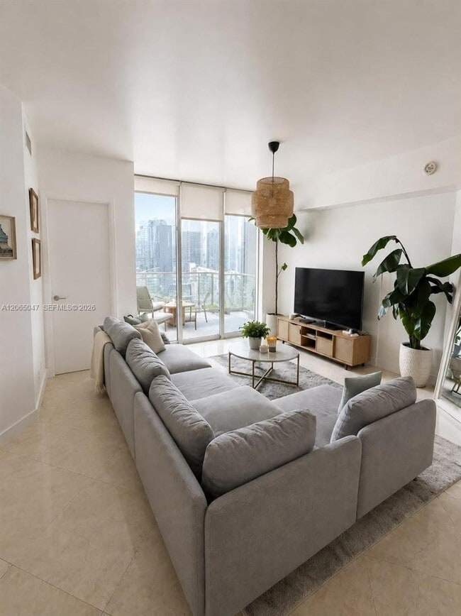 Building Photo - 350 S Miami Ave Unit 2904
