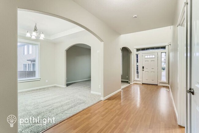 Photo - 573 E 13th Pl