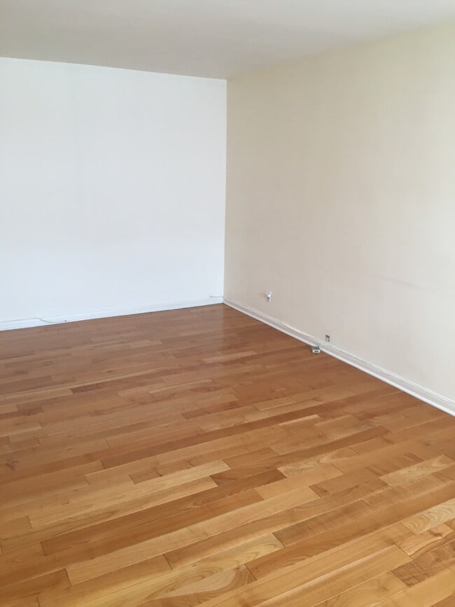 Photo - 39 Glenbrook Rd Unit 5Z