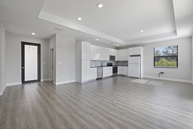 Photo - 679 Windermere Dr