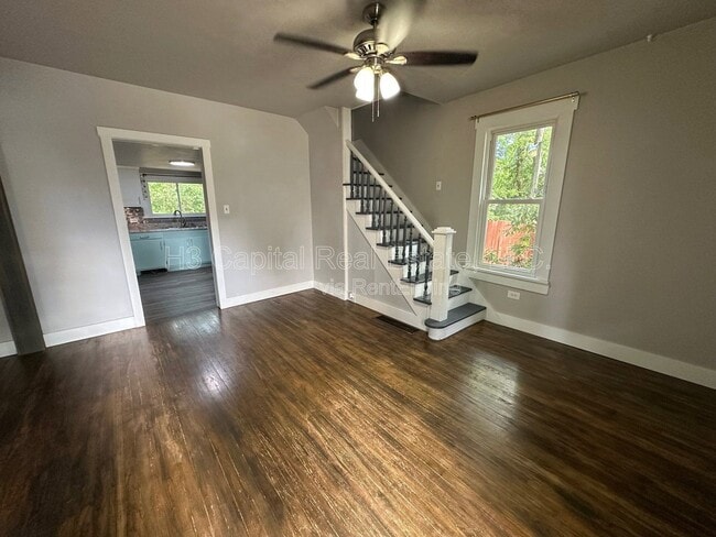 Photo - 210 S Lange Ave