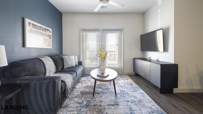 Photo - 2825 Main St Unidad 927