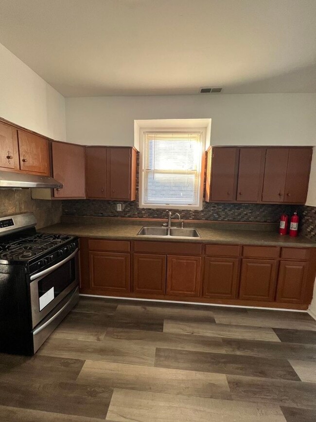 Photo - 4533 S Richmond St Unidad 2