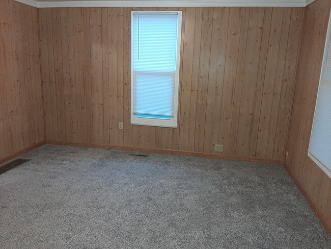 Photo - 1313 E 5th St