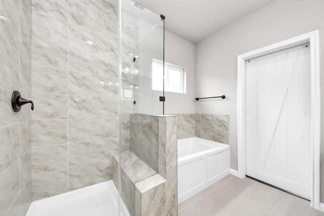 Photo - 314 Carlos Leal Dr