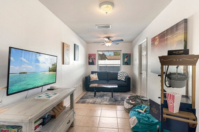 Photo - 2543 Sunny Breeze Ave Unit SI ID1520129P