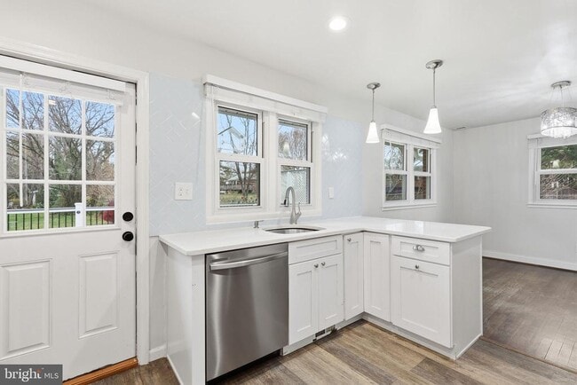 Photo - 7114 Xavier Ct