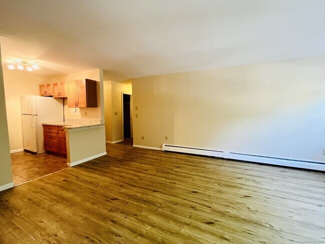 Photo - 302 Pine Rock Ave Unit APT B19