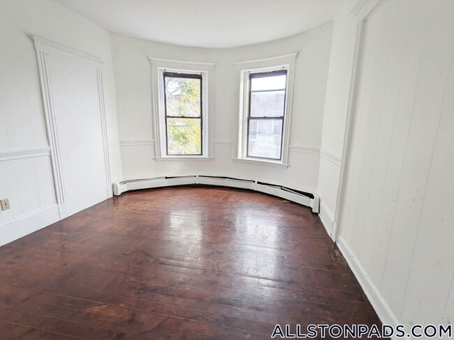 Photo - 62 Empire St Unit 3