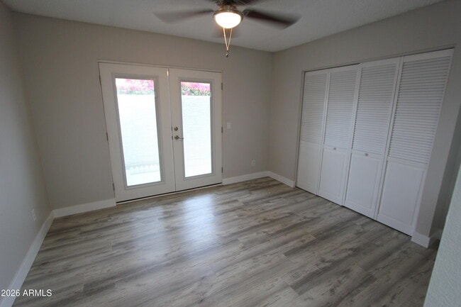 Photo - 850 S River Dr