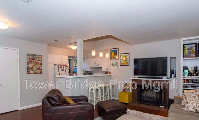 Photo - 2410 G St