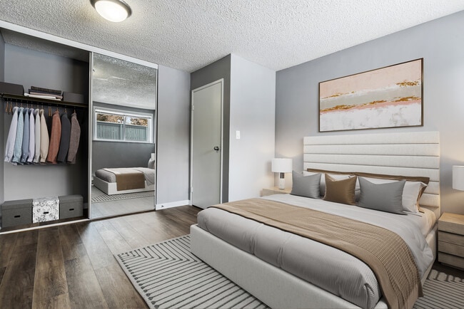 Photo - Deerwood Place