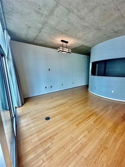 Photo - 923 Peachtree St NE Unit 1324