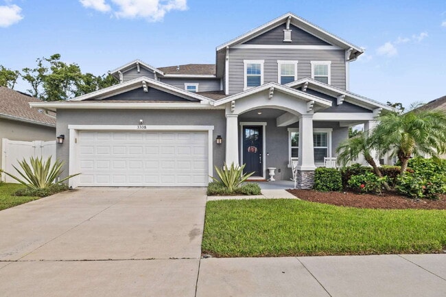 Building Photo - "Devonshire Model 5-Bedroom Retreat with 3...
