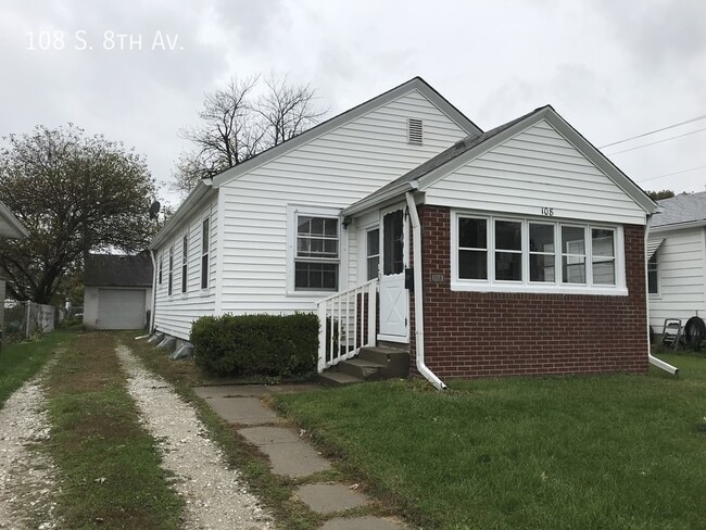 Building Photo - 108 S 8th Ave