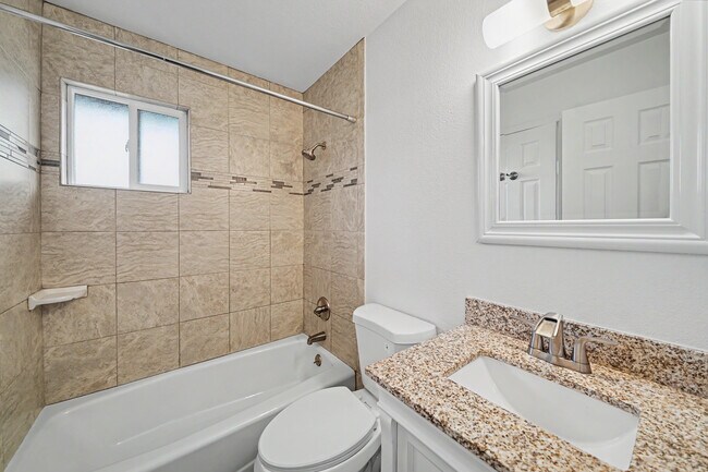 Photo - 3520 Arthur Ct Unit 3