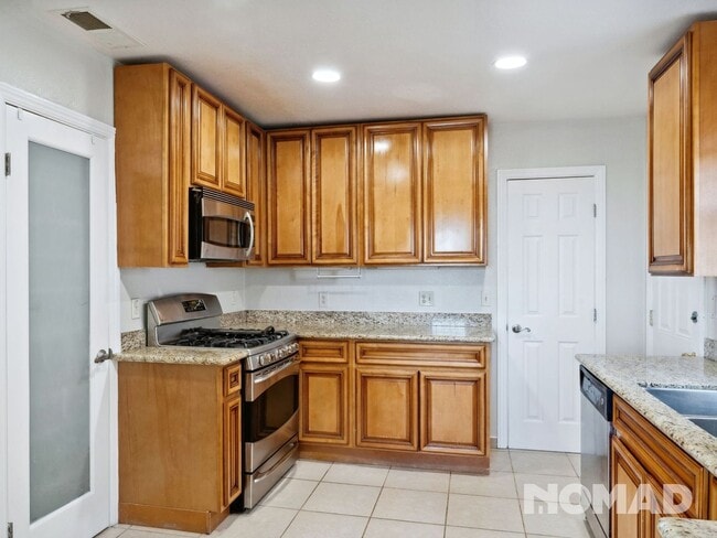 6636 Outlook Ave