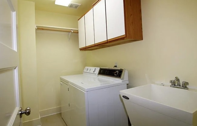Photo - 3 Bedroom 2.5 Bath plus an Office in Bozeman!
