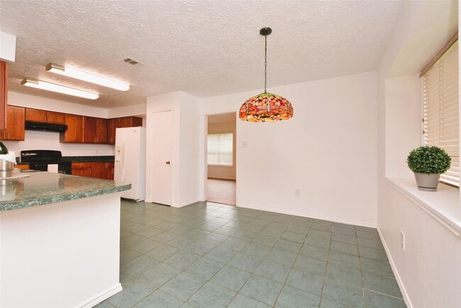 Photo - 3315 Honey Creek Dr