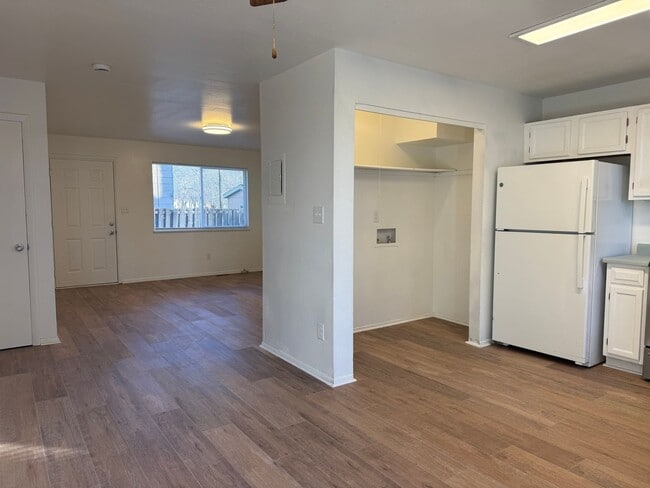 Photo - Ground Level - 2 Bed, 1 Bath Townhouse!!! Unit 1