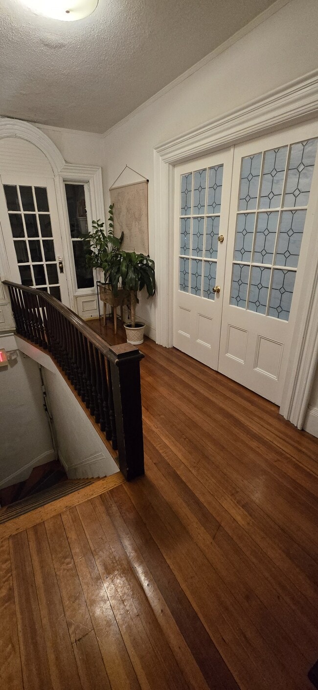 727 Park Ave Unit 1