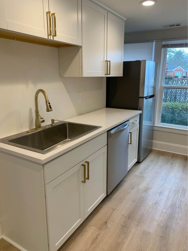 Photo - 112 Fairfield Cir