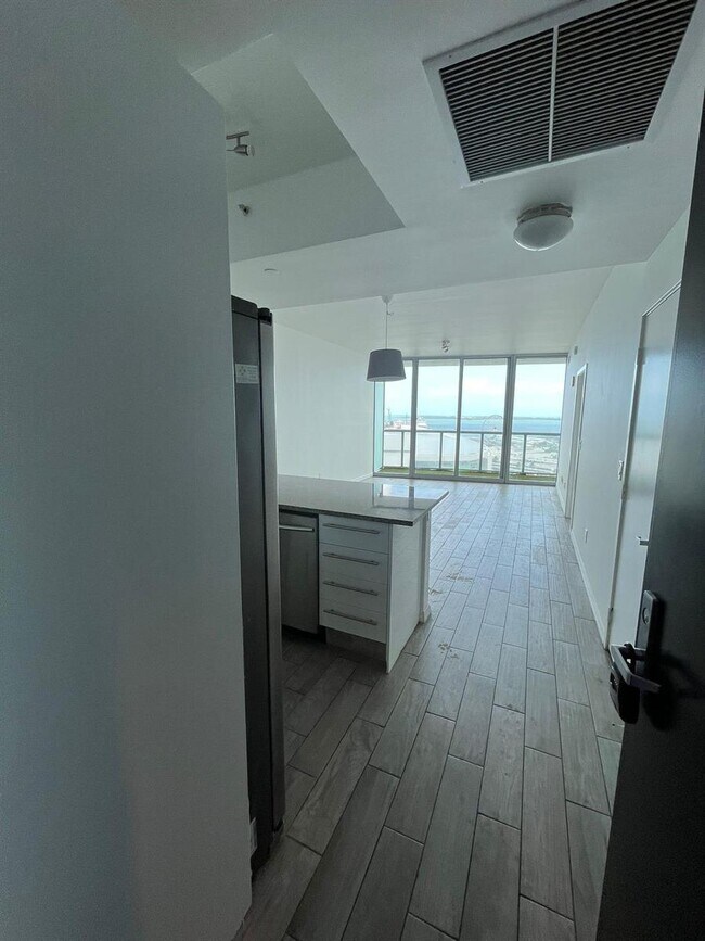 Photo - 888 Biscayne Blvd Unit 1807