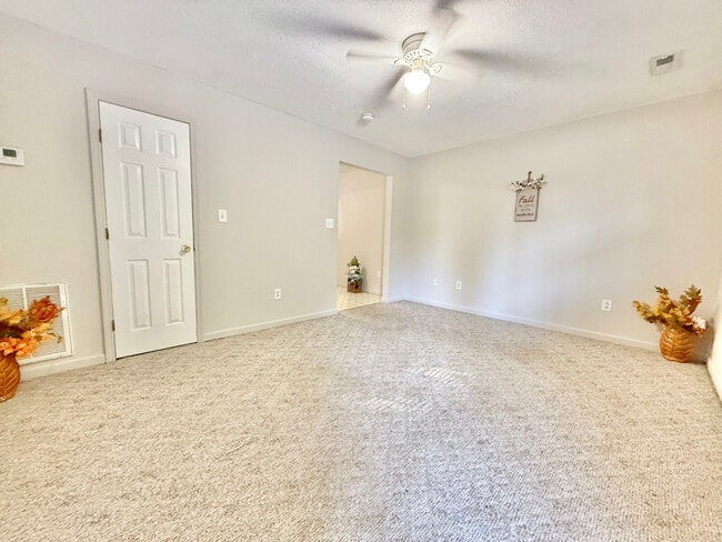 Photo - 102 Carter Sells Rd