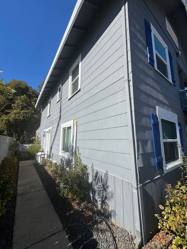 Photo - 3 bedroom | 1 bathroom | Oak Park Duplex