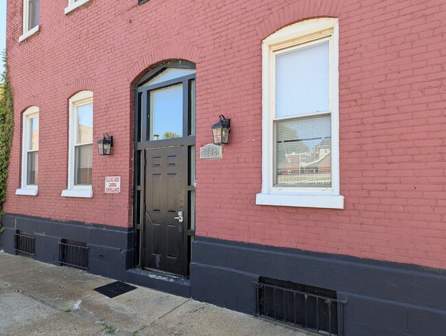 Building Photo - 7102-7104 Pennsylvania Avenue Unit 1N