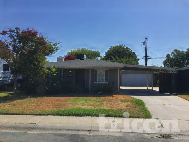 Photo - 5307 Esmeralda St
