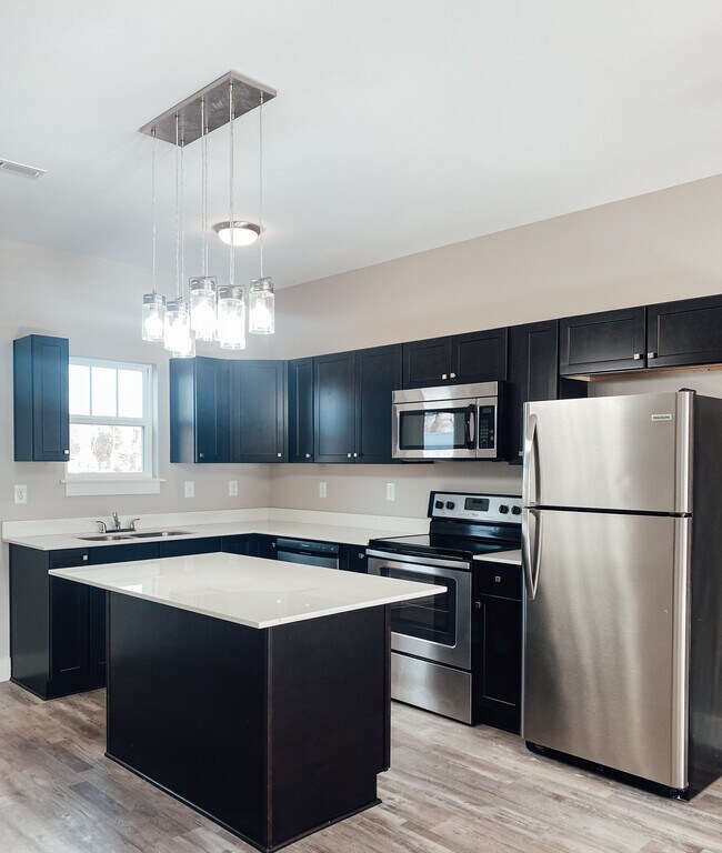 Photo - 520 Paradise Pl