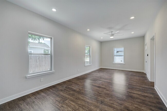 Photo - 1601 Bigelow St